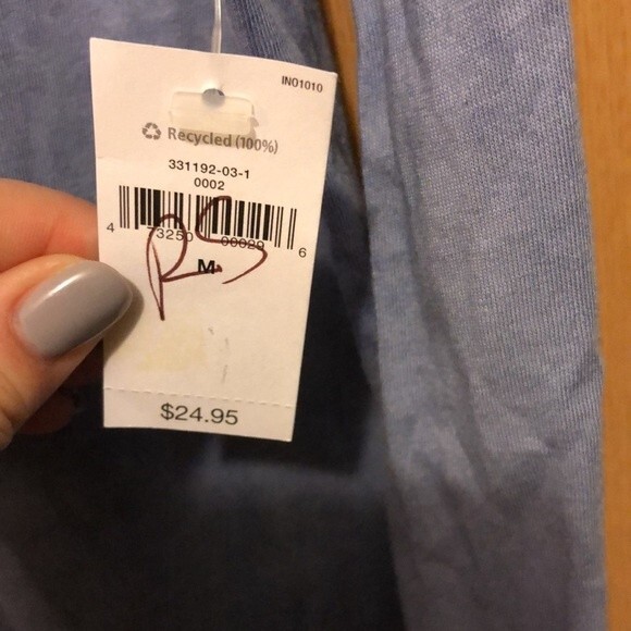 Gap long sleeve size medium blue Ombre with front pocket - Picture 6 of 7